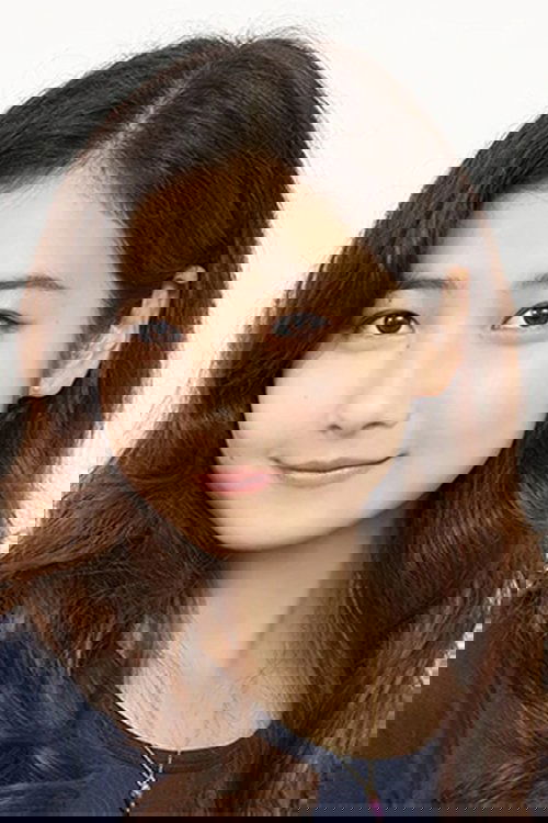 Madoka Yoshida photo