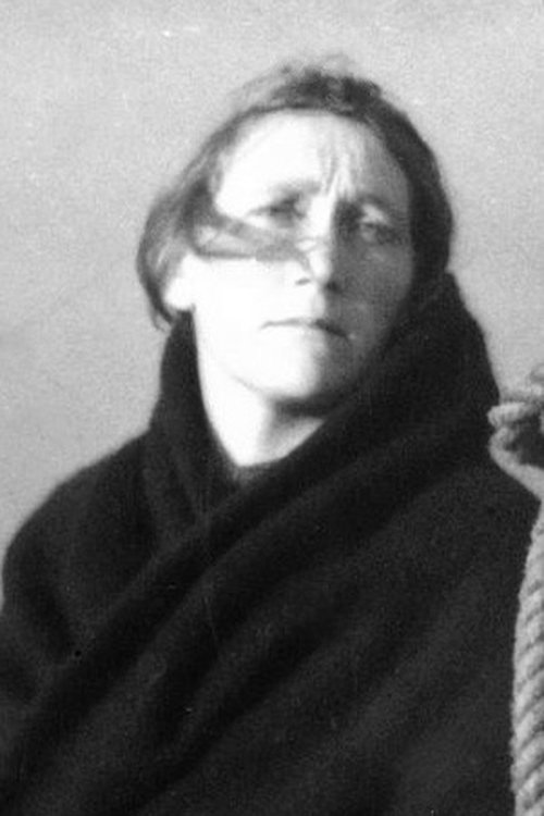 Maggie Dirrane photo