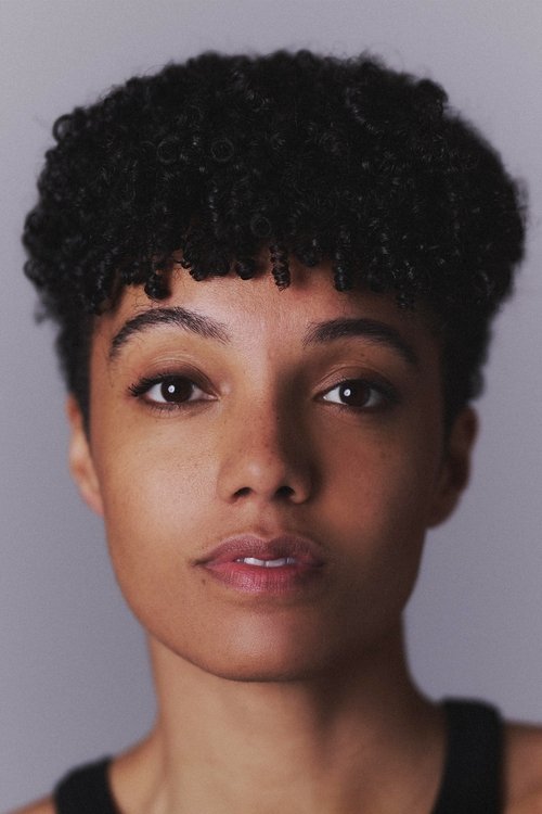 Maisie Richardson-Sellers photo