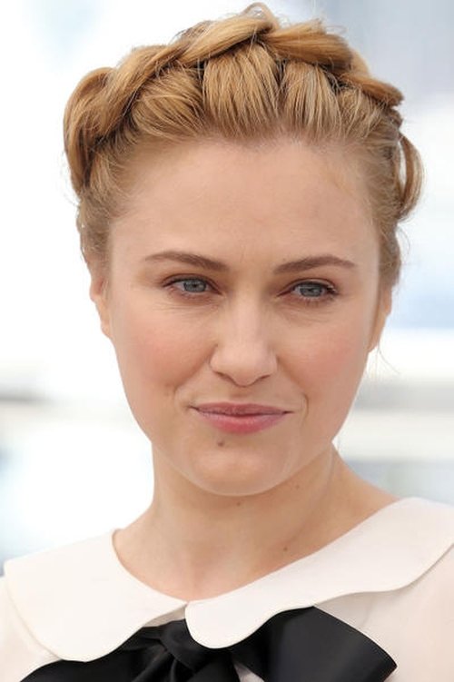 Mălina Manovici photo