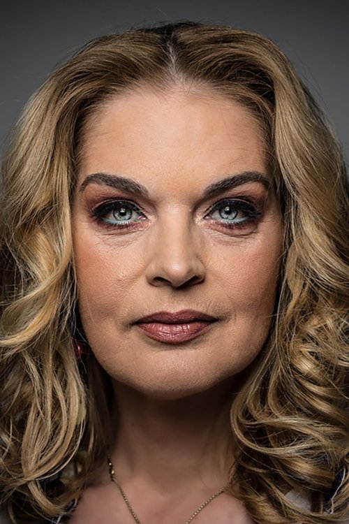 Manuela Hărăbor photo