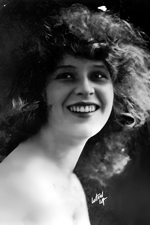 Margaret Landis photo