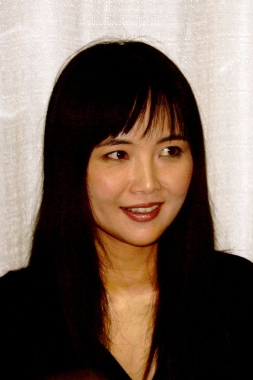 Mari Iijima photo