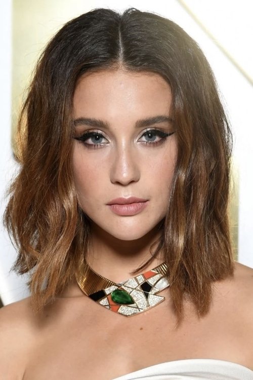 María Pedraza photo