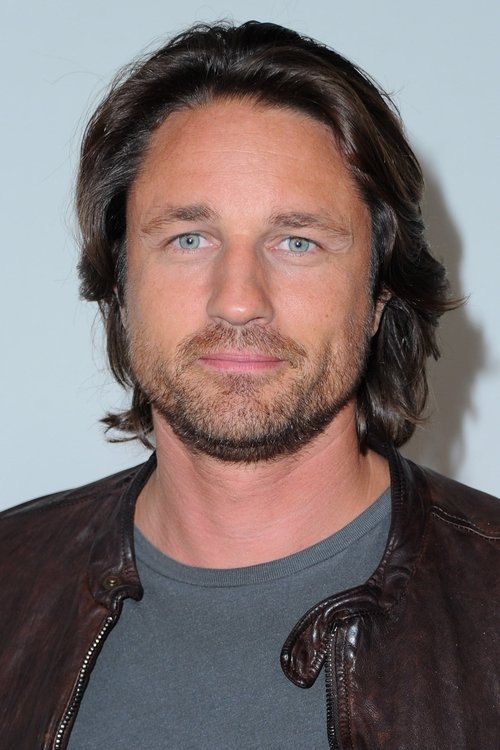 Martin Henderson photo