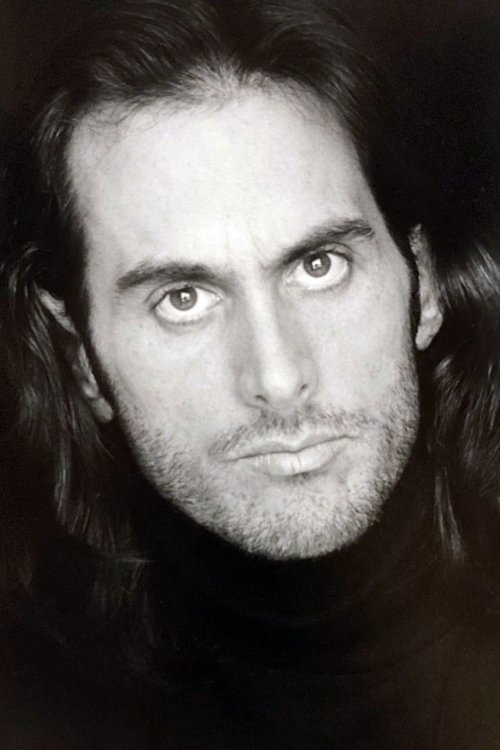 Mathew Karedas photo