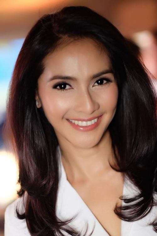 Maudy Koesnaedi photo