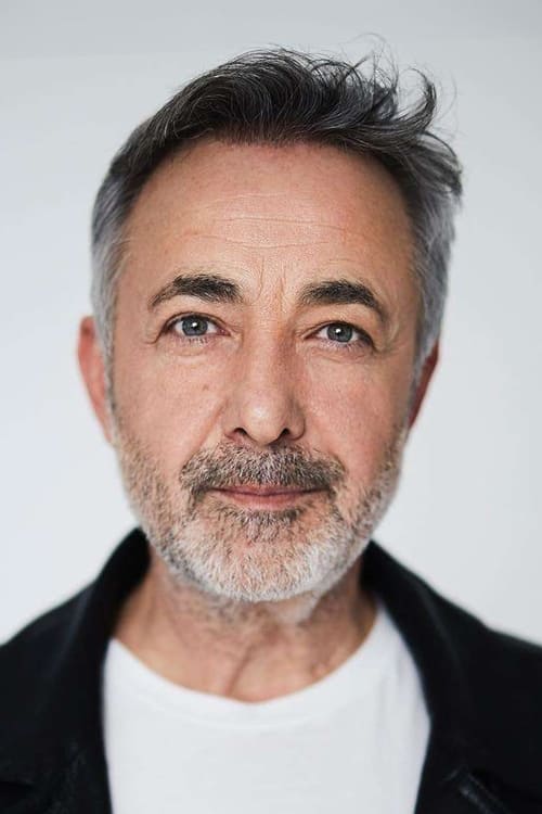 Mehmet Aslantuğ photo