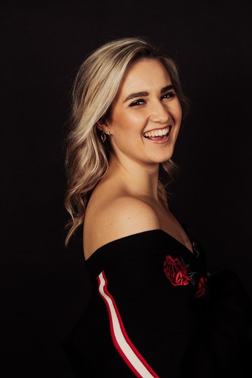 Melanie Latooy photo