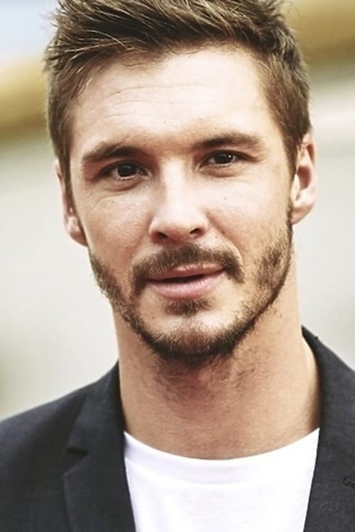 Mikołaj Roznerski photo