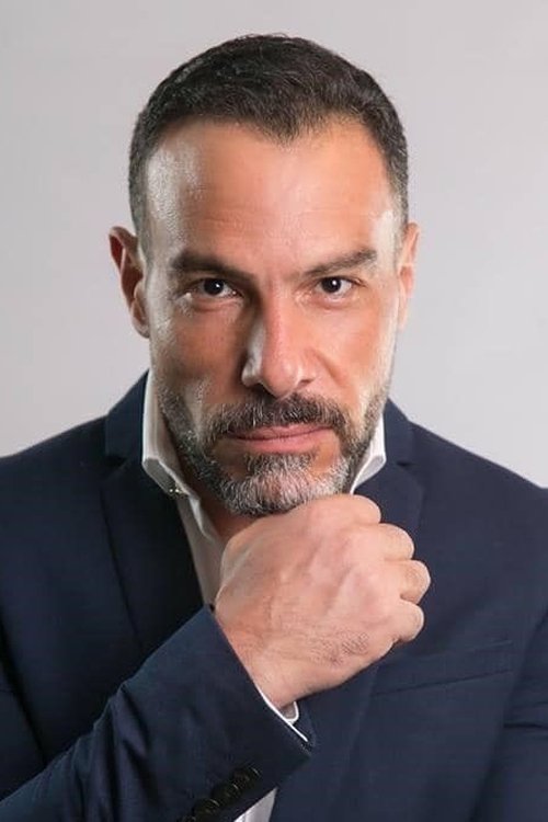 Mohamed Khamis photo