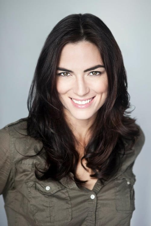 Monique Ganderton photo