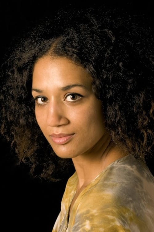 Naomi Rukavina photo