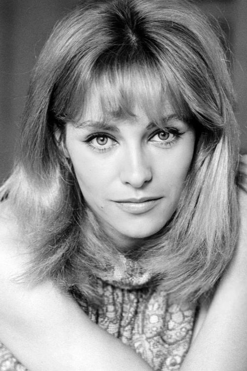 Nathalie Delon photo