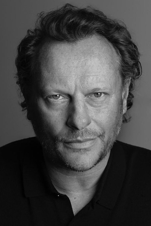 Neil Stuke photo