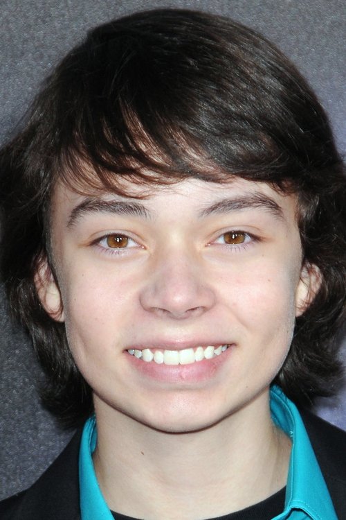 Noah Ringer photo