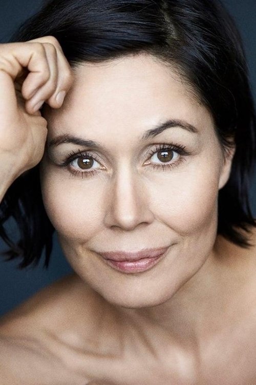 Nukâka Coster-Waldau photo