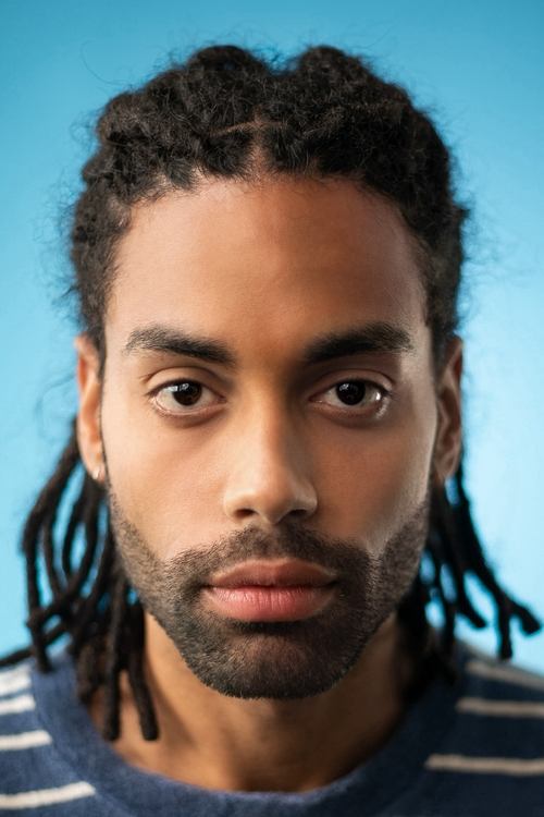 Oliver Wellington photo