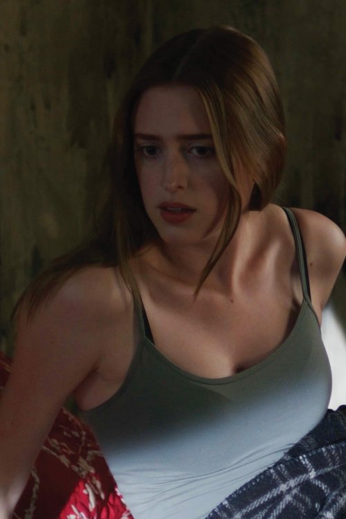 Olivia Deligan photo