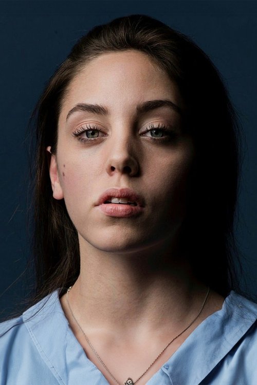 Öykü Karayel photo