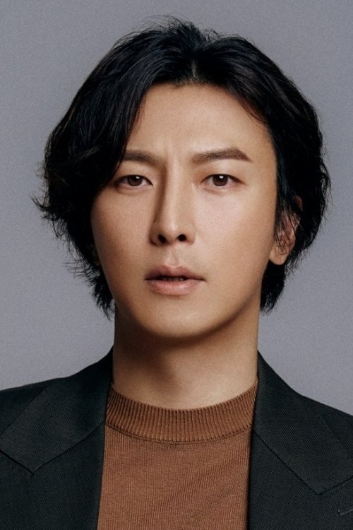 Park Gun-hyung photo