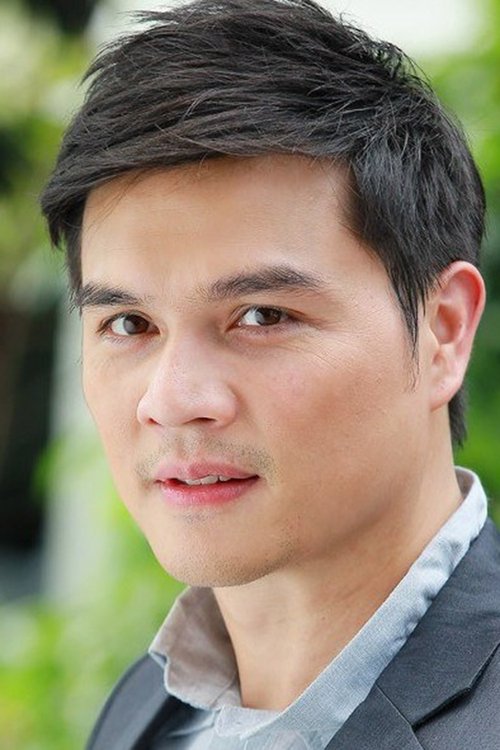 Penpetch Benyakul photo