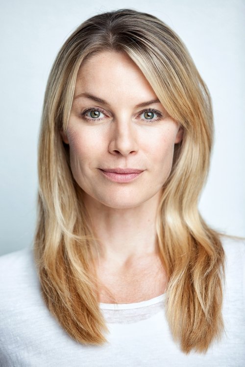 Petra van de Voort photo