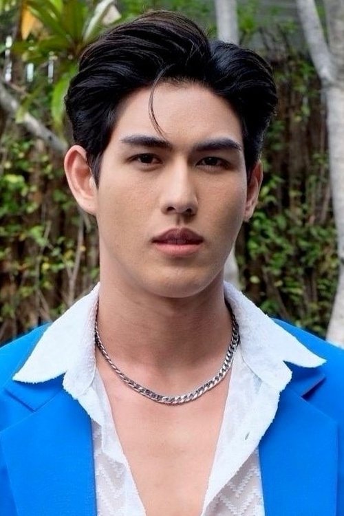 Phachara Kueakanchanaphon photo