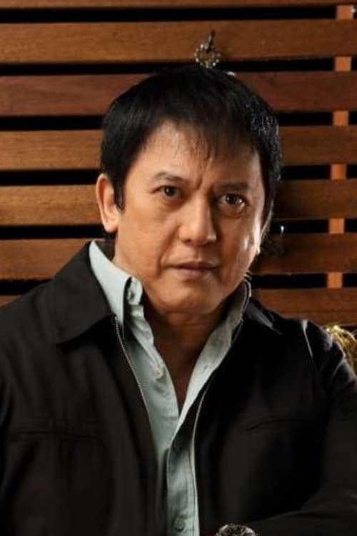 Phillip Salvador photo