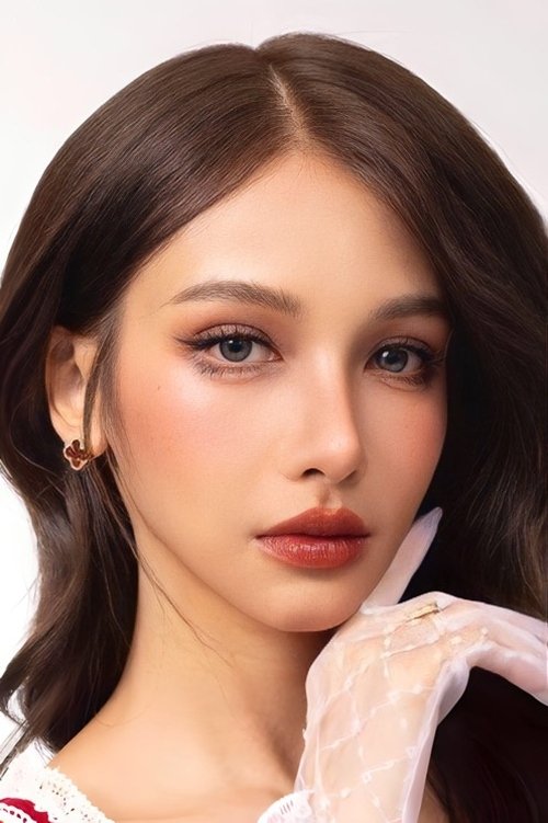 Pichsinee Veerasuthima photo