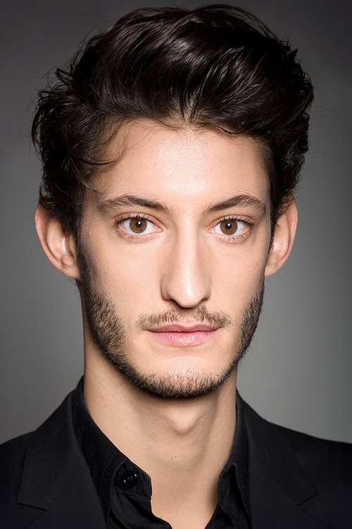 Pierre Niney photo