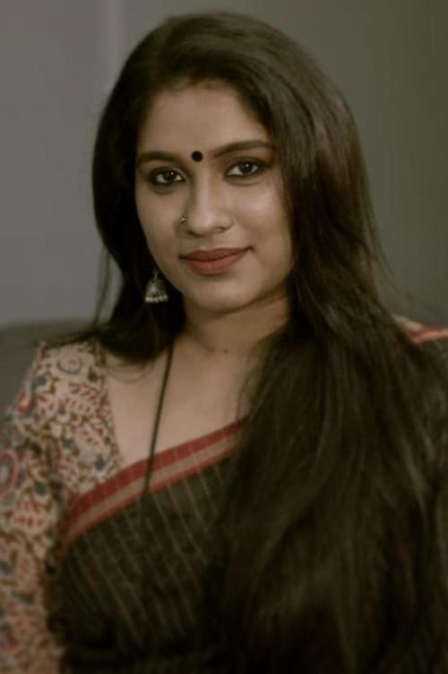 Radhika Radhakrishnan photo