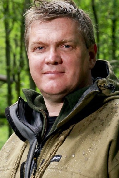 Ray Mears photo