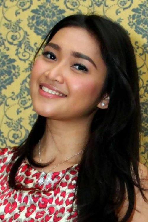 Ririn Setyarini photo