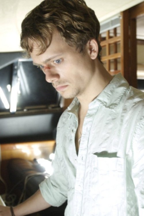 Robert Boulter photo