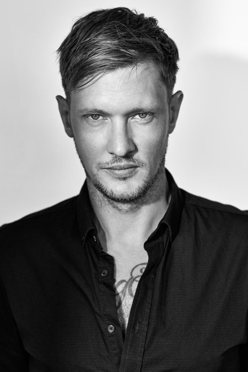 Robert Farnham photo