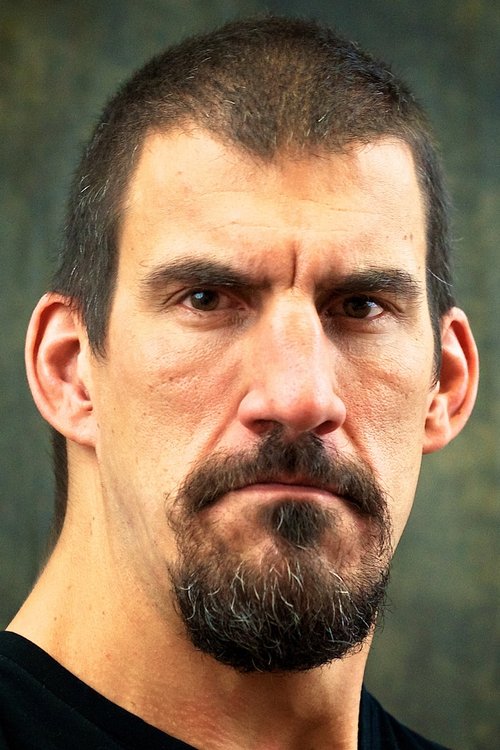 Robert Maillet photo