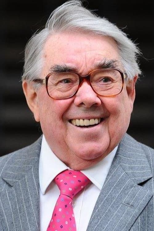 Ronnie Corbett photo