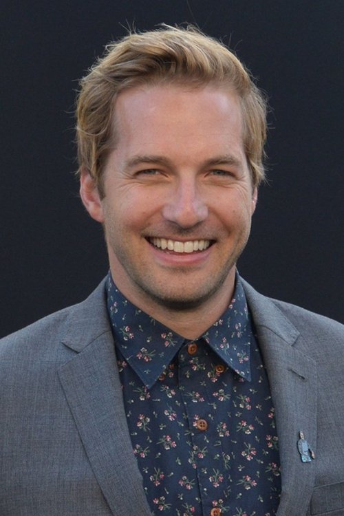 Ryan Hansen photo
