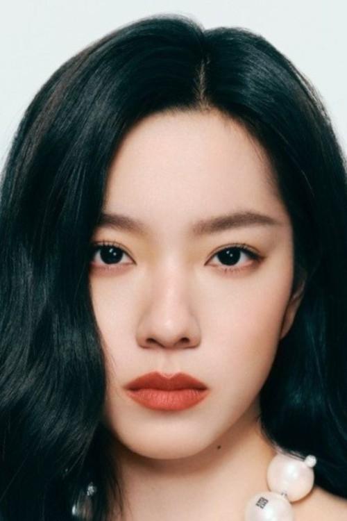 Sabrina Zhuang photo