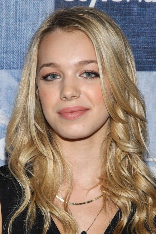 Sadie Calvano photo