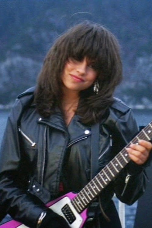 Saffron Henderson photo