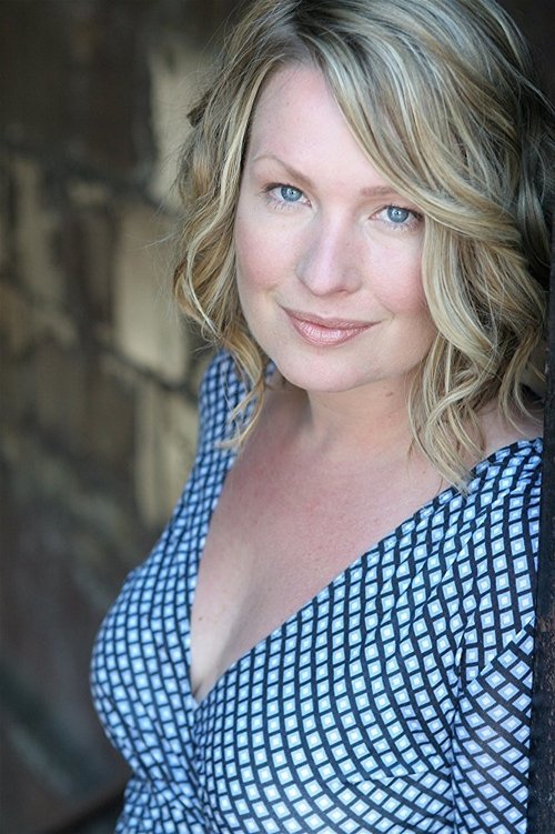 Sarah Charipar photo