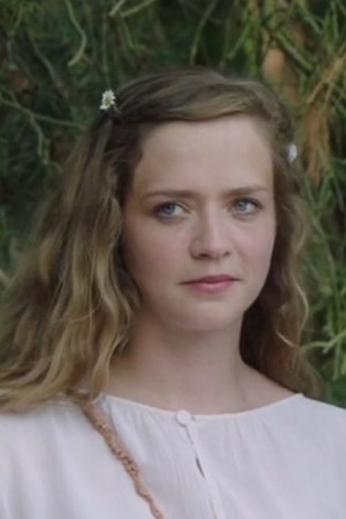 Sarina Radomski photo