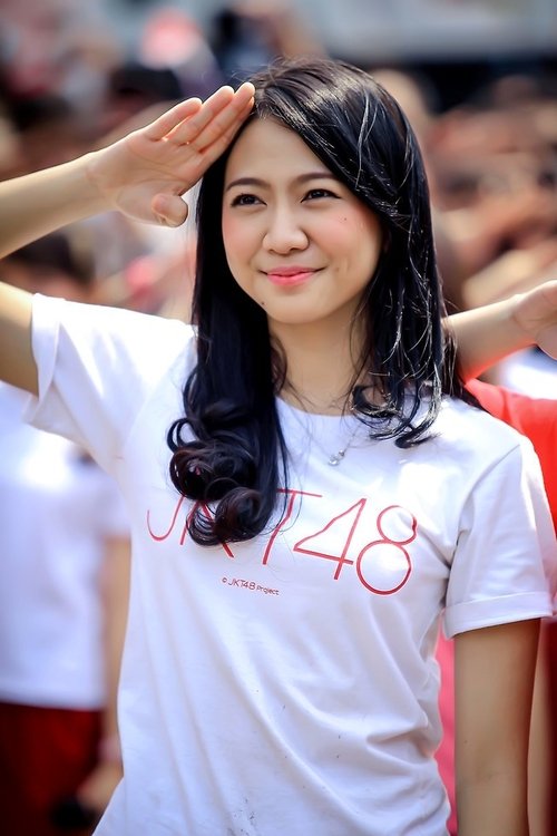 Shania Junianatha photo