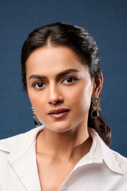 Shraddha Srinath photo