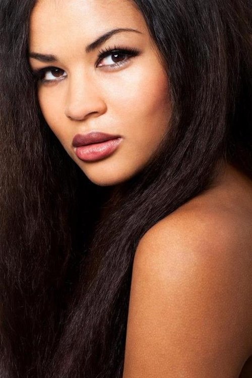 Siri Black Ndiaye photo