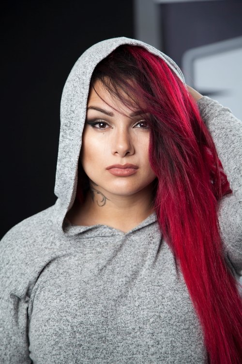 Snow Tha Product photo