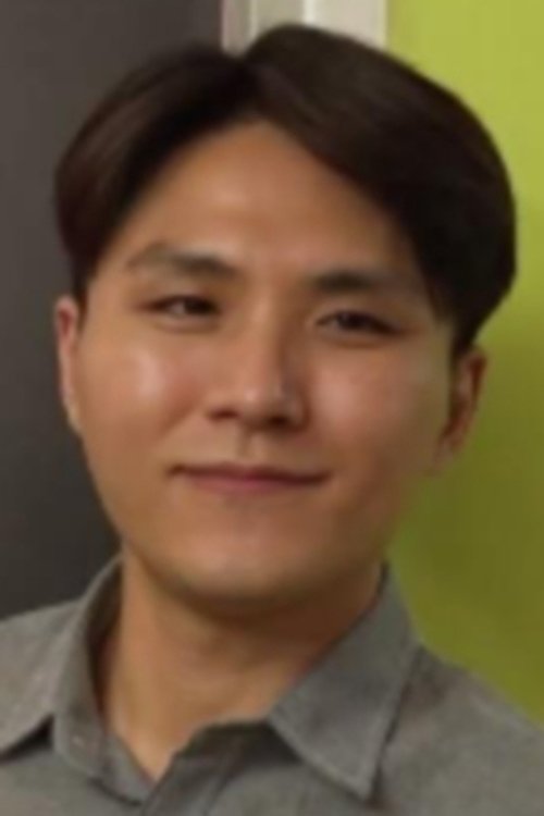 Son Young-kwan photo