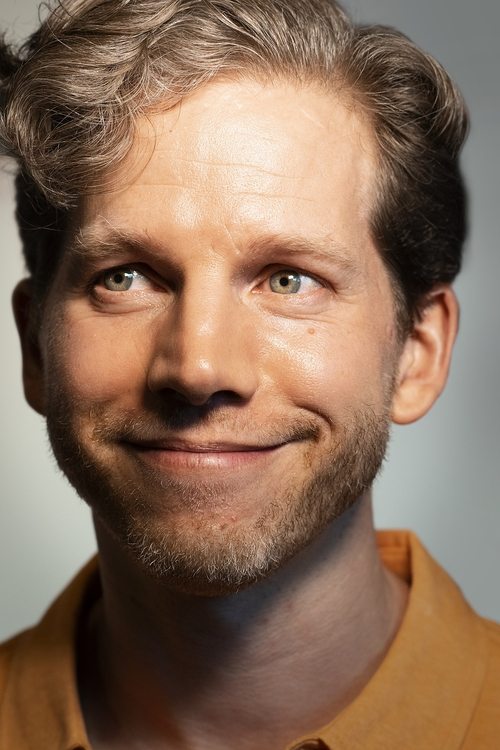 Stark Sands photo